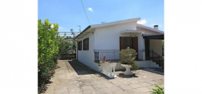 Merly-Villa 250mt dal mare